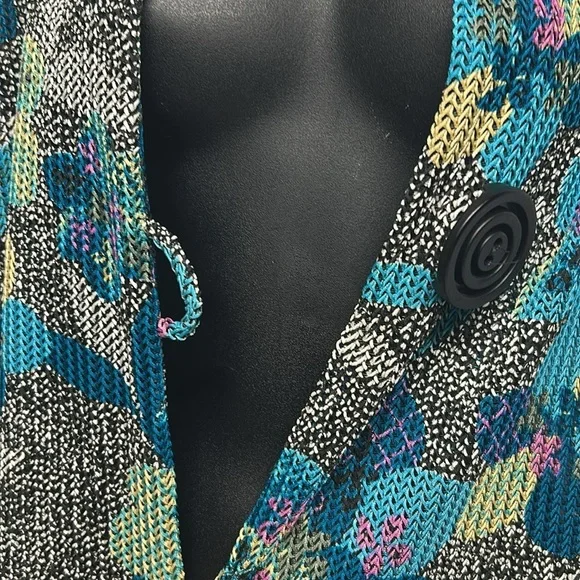 Connie Multicolor Floral Blouse with Button Detail size medium mesh - Picture 3 of 9